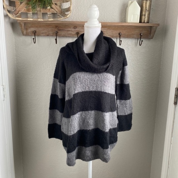 Wooden ships striped cowl turtleneck sweater - Picture 1 of 4